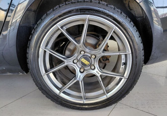 Подержанный автомобиль Opel Astra Wagon 2012 года (19 фото)