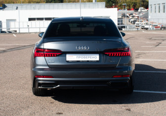 Подержанный автомобиль Audi A6 Sedan 2021 года (6 фото)