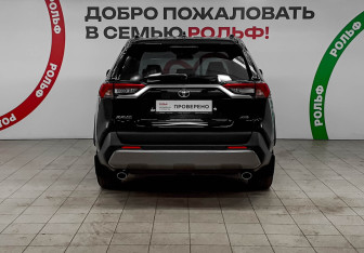 Подержанный автомобиль Toyota RAV4 2019 года (5 фото)