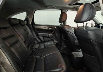 Подержанный автомобиль Honda CR-V 2012 года (13 фото)