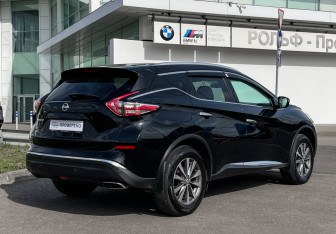 Подержанный автомобиль Nissan Murano Suv 2016 года (5 фото)