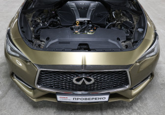 Подержанный автомобиль Infiniti Q60 Coupe 2017 года (9 фото)