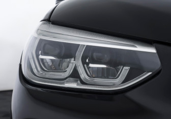 Подержанный автомобиль BMW X3 2020 года (23 фото)