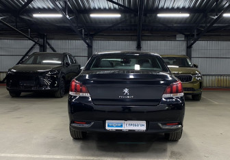 Подержанный автомобиль Peugeot 508 Sedan 2016 года (5 фото)
