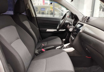 Подержанный автомобиль Suzuki Vitara 2020 года (10 фото)