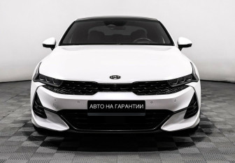 Подержанный автомобиль Kia K5 2020 года (2 фото)