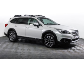 Подержанный автомобиль Subaru Outback Wagon 2015 года (3 фото)