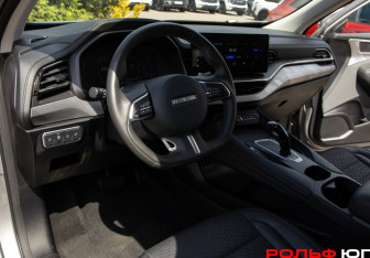 Подержанный автомобиль Haval F7x 2023 года (15 фото)