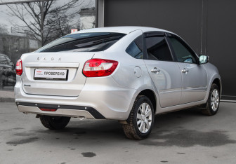 Подержанный автомобиль LADA (ВАЗ) Granta Liftback 2023 года (4 фото)