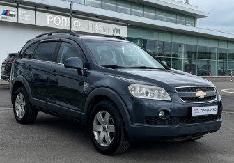 Подержанный автомобиль Chevrolet Captiva 2008 года (3 фото)