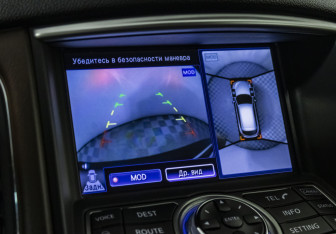 Подержанный автомобиль Infiniti QX50 2016 года (18 фото)