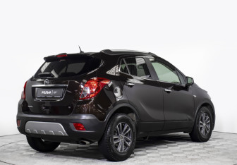 Подержанный автомобиль Opel Mokka 2013 года (5 фото)