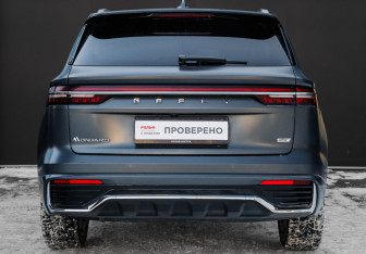 Подержанный автомобиль Geely Monjaro 2024 года (6 фото)