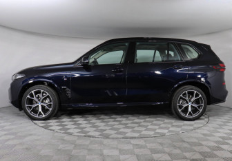 Новый BMW X5 2025 (5 фото)