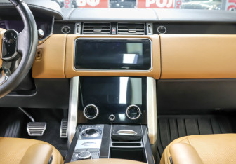Подержанный автомобиль Land Rover Range Rover 2018 года (21 фото)