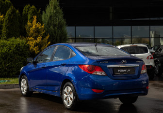 Подержанный автомобиль Hyundai Solaris Sedan 2012 года (5 фото)