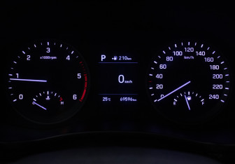 Подержанный автомобиль Hyundai Tucson 2020 года (12 фото)