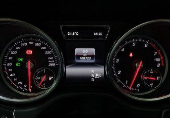 Подержанный автомобиль Mercedes-Benz GLE 2016 года (16 фото)