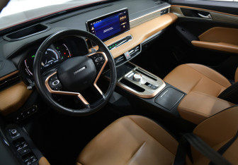 Подержанный автомобиль Haval Jolion 2021 года (7 фото)