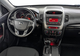 Подержанный автомобиль Kia Sorento 2020 года (29 фото)