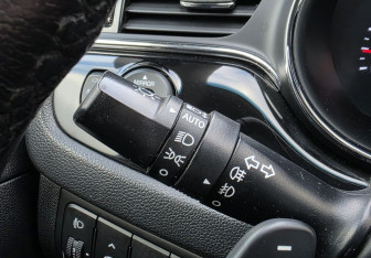 Подержанный автомобиль Kia Ceed Hatchback 2015 года (16 фото)