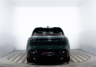 Подержанный автомобиль Voyah Free 2023 года (6 фото)