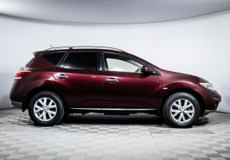Подержанный автомобиль Nissan Murano Suv 2012 года (4 фото)