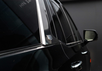 Подержанный автомобиль Cadillac Escalade Suv 2021 года (37 фото)