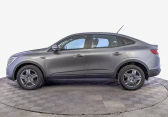 Подержанный автомобиль Renault Arkana 2021 года (8 фото)