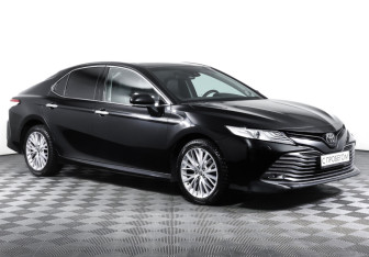 Подержанный автомобиль Toyota Camry Sedan 2019 года (3 фото)