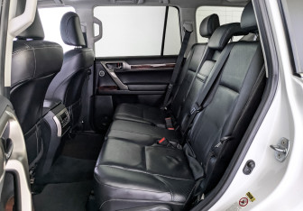 Подержанный автомобиль Lexus GX 2012 года (18 фото)