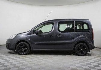 Подержанный автомобиль Peugeot Partner 2021 года (8 фото)