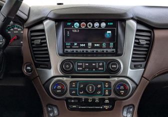 Подержанный автомобиль Chevrolet Tahoe 2016 года (16 фото)