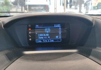 Подержанный автомобиль Ford Kuga 2013 года (15 фото)