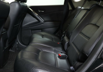 Подержанный автомобиль Nissan Murano Suv 2014 года (15 фото)