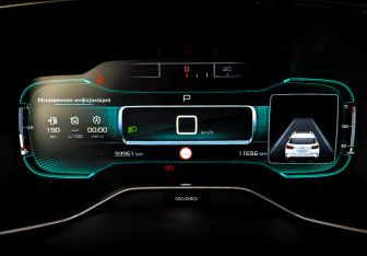 Подержанный автомобиль Citroen C5 Aircross 2019 года (13 фото)