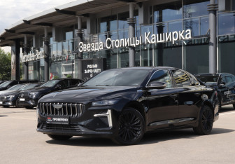Подержанный автомобиль Geely Preface 2024 года (23 фото)