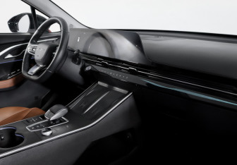 Подержанный автомобиль Omoda C5 2022 года (9 фото)