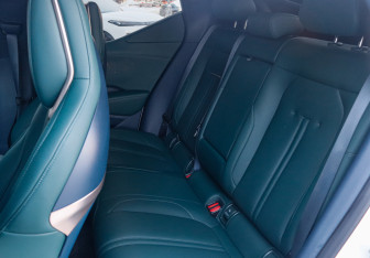 Подержанный автомобиль Zeekr X 2023 года (11 фото)