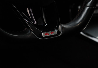Подержанный автомобиль Kia Stinger 2019 года (23 фото)