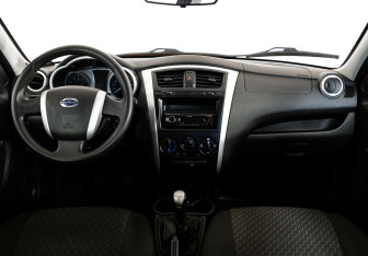 Подержанный автомобиль Datsun on-DO 2018 года (6 фото)