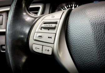 Подержанный автомобиль Nissan Qashqai 2014 года (23 фото)