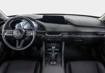 Подержанный автомобиль Mazda 3 Sedan 2020 года (7 фото)
