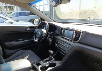 Подержанный автомобиль Kia Sportage 2017 года (13 фото)
