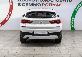 Подержанный автомобиль BMW X2 2019 года (5 фото)