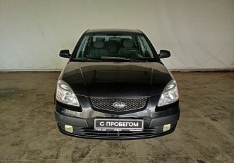 Подержанный автомобиль Kia Rio Sedan 2007 года (2 фото)