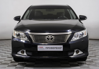 Подержанный автомобиль Toyota Camry Sedan 2013 года (2 фото)