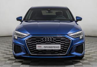 Подержанный автомобиль Audi A3 Sedan 2021 года (2 фото)