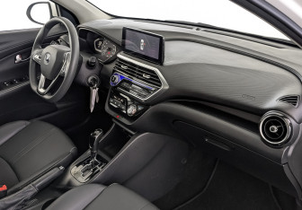 Подержанный автомобиль Changan Alsvin 2023 года (13 фото)