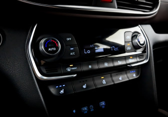 Подержанный автомобиль Hyundai Santa Fe 2020 года (30 фото)
